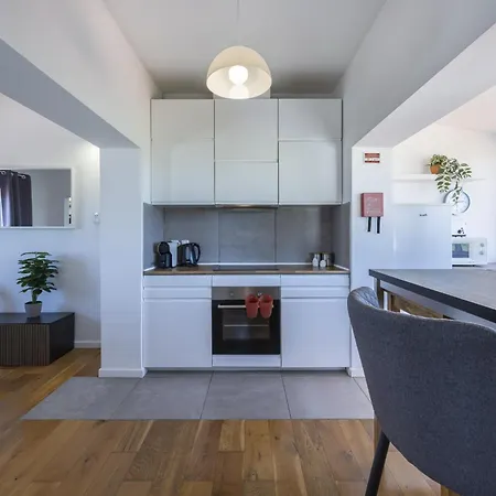 아파트 Lovers Duplex & By Seewest